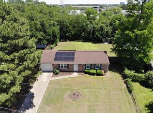 105 Ginger Ct, Chesapeake, VA 23320