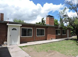 2718 Los Arboles Pl NE, Albuquerque, NM 87112