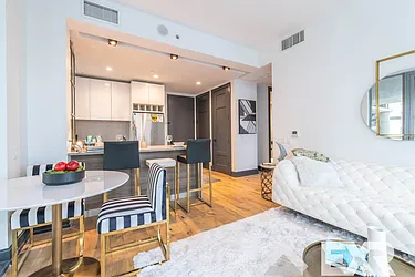 42-22 27th Street, #713