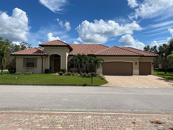 2nd image of 10135 Avalon Lake Cir