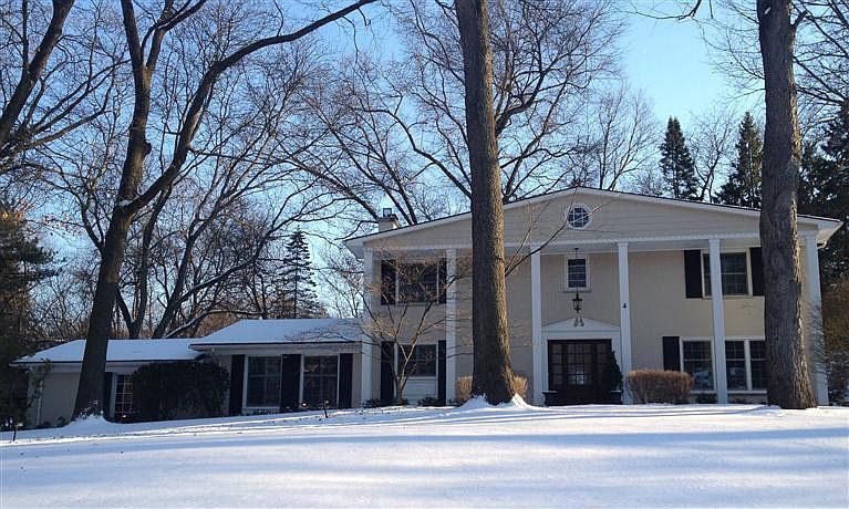 1st image of 2940 Hickory Ln