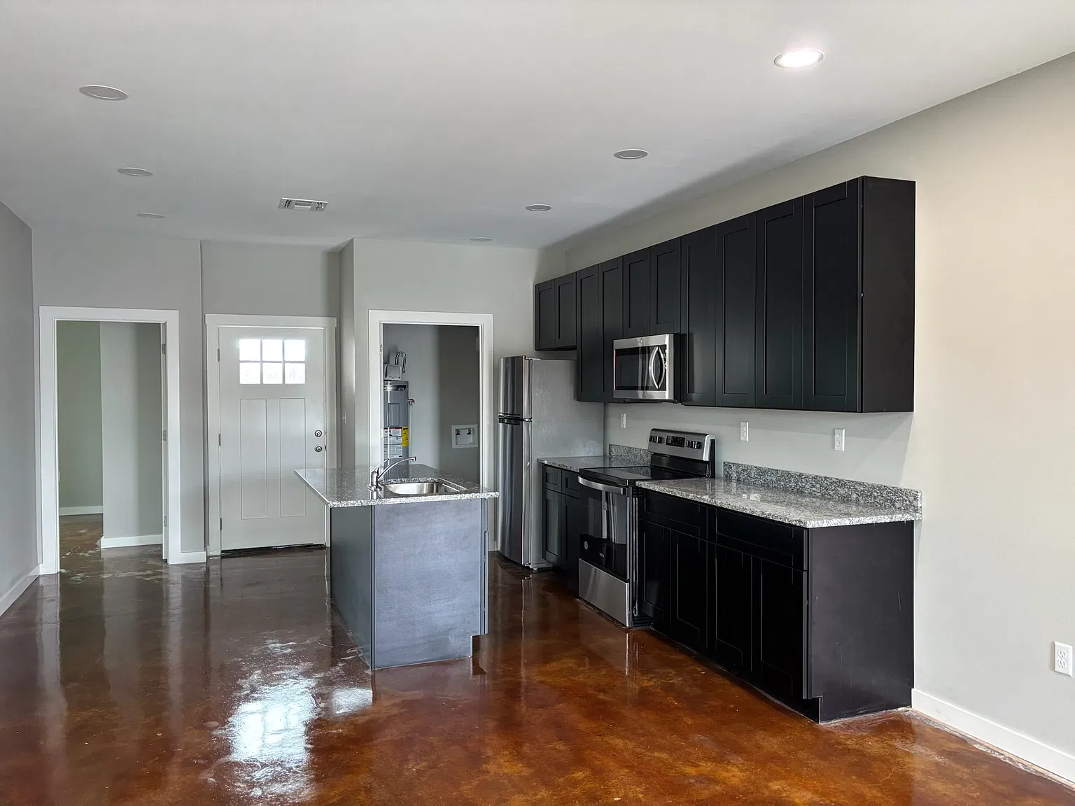 2 bed, 987 sqft, $1,200 — Photo 2
