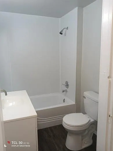 612 N Storer Ave #2 — Photo 6