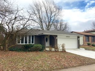 18511 Center Ave, Homewood, IL 60430