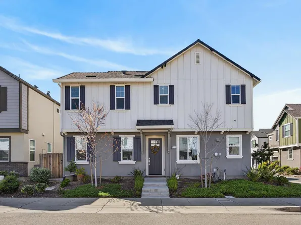 251 Cinema St, Sacramento, CA 95823