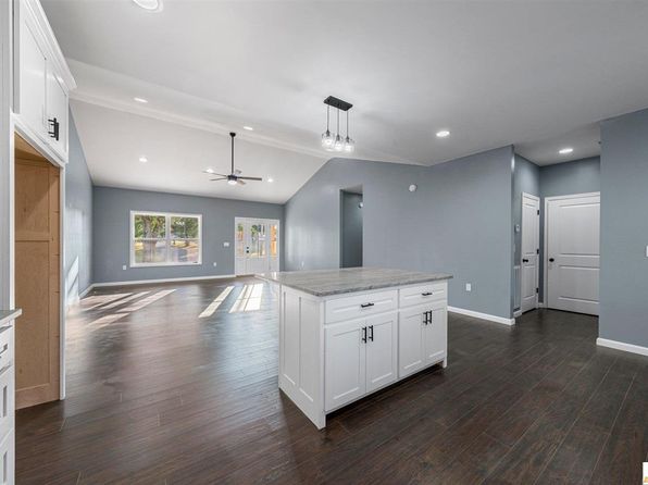113 Hatcher St, Park City, KY 42160