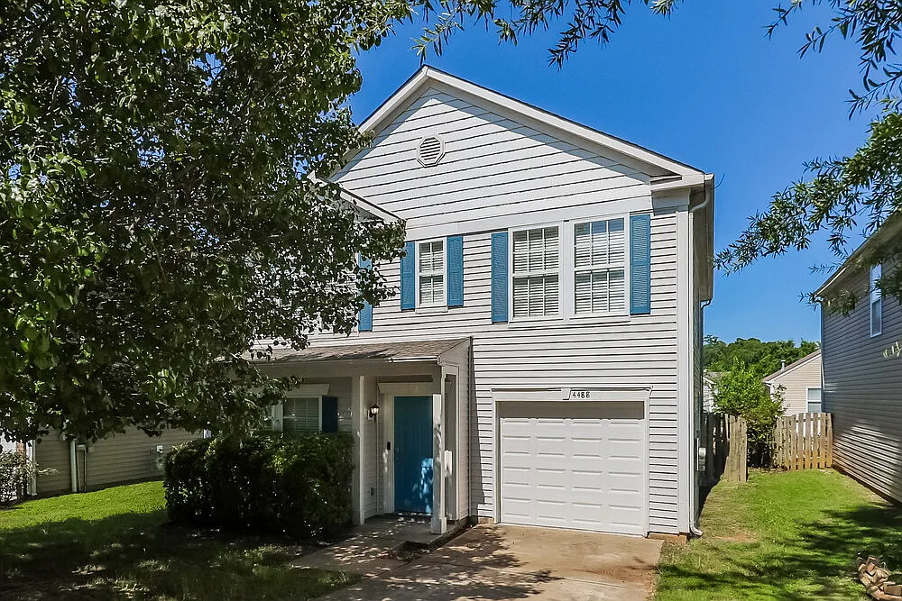 4 bed, 2.5 bath, 2080 sqft, $1,980 — Photo 4