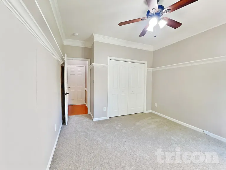 5323 Chandler Oaks Ln — Photo 10