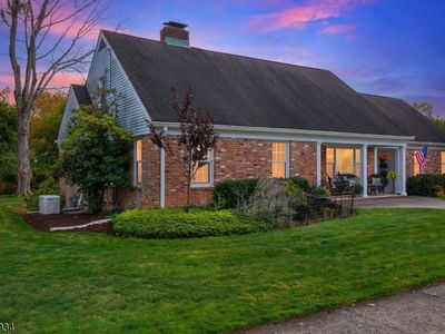 90 Suncrest Ave, North Haledon, NJ, 07508