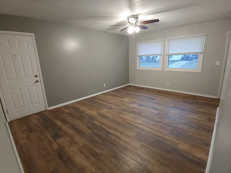 4080 Boston Dr — Photo 18