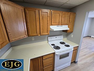 1st image of 18 Main St #1