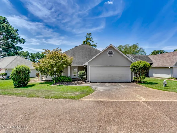 205 Shadow Lake Dr N, Clinton, MS 39056