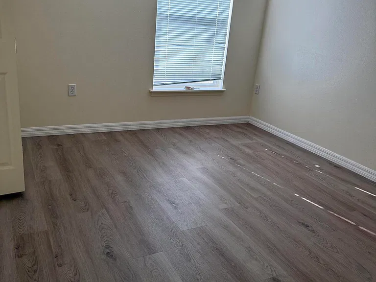 1178 White Oak Cir — Photo 15