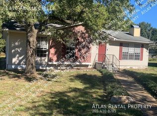 1316 Anglia Cir, Bessemer, AL 35020