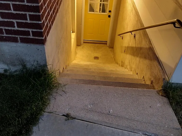 150 S 16th Pl #150 — Photo 5