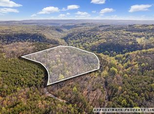 1 Seagroves Rd, Tracy City, TN 37387