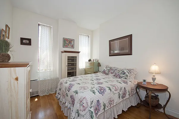 Rented by Kathi Markou, LREB | media 23