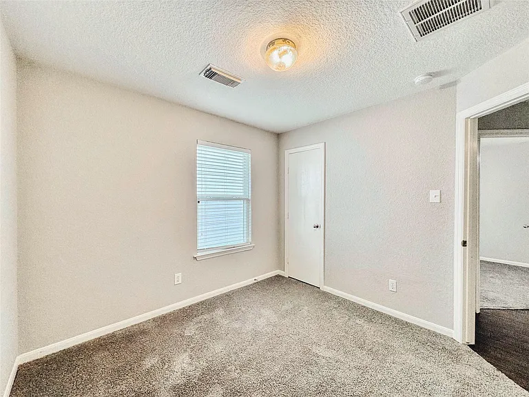 13327 Belvedere Park Ct — Photo 9