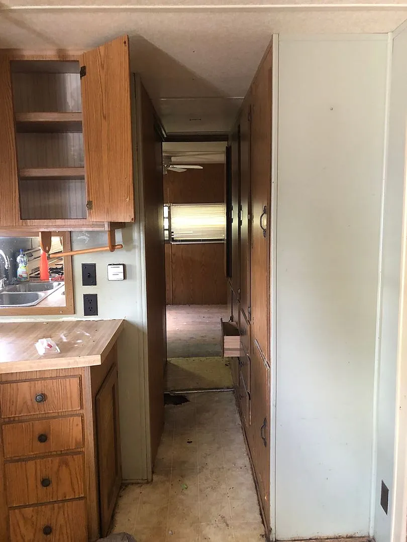 Esperanza RV and Mobile Home Park — Photo 4