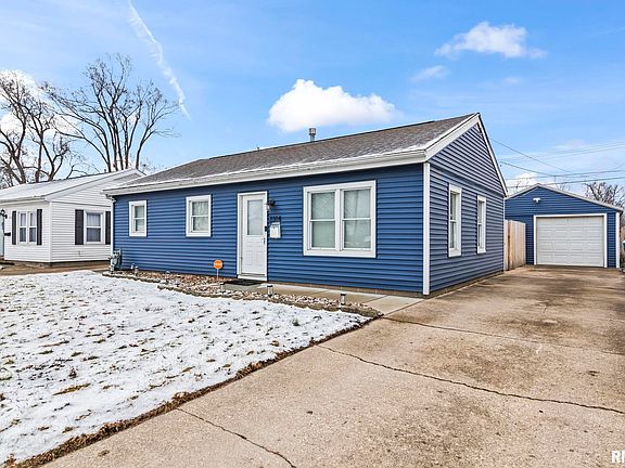 3rd image of 2314 Ramsey Ave