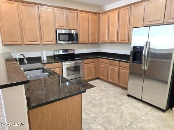 6875 W Red Snapper Way, Tucson, AZ 85757