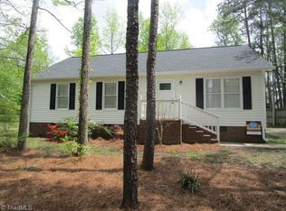 6 Linda St, Thomasville, NC 27360