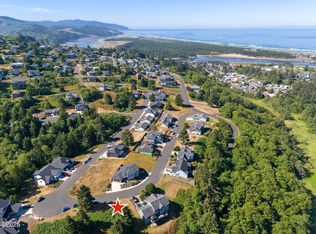 25 Lahaina Loop Rd, Pacific City, OR 97135