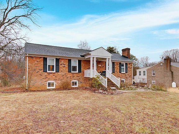 4th image of 102 Woodhaven Dr
