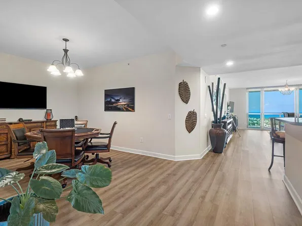 2640 Lake Shore Drive #2409, Riviera Beach, FL 33404