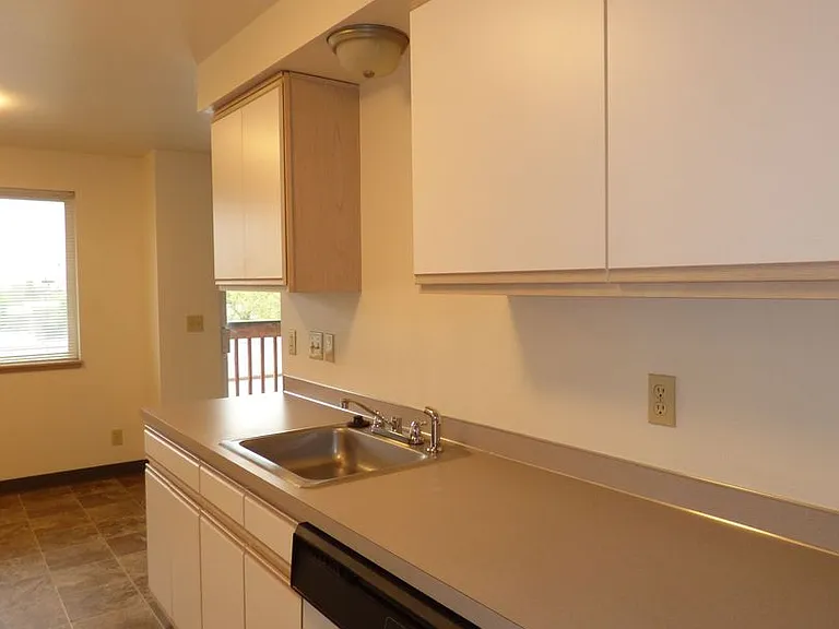 3102 Bluff Ave SE #2 — Photo 1