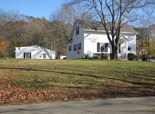32 Adamsdale Rd, North Attleboro, MA 02760