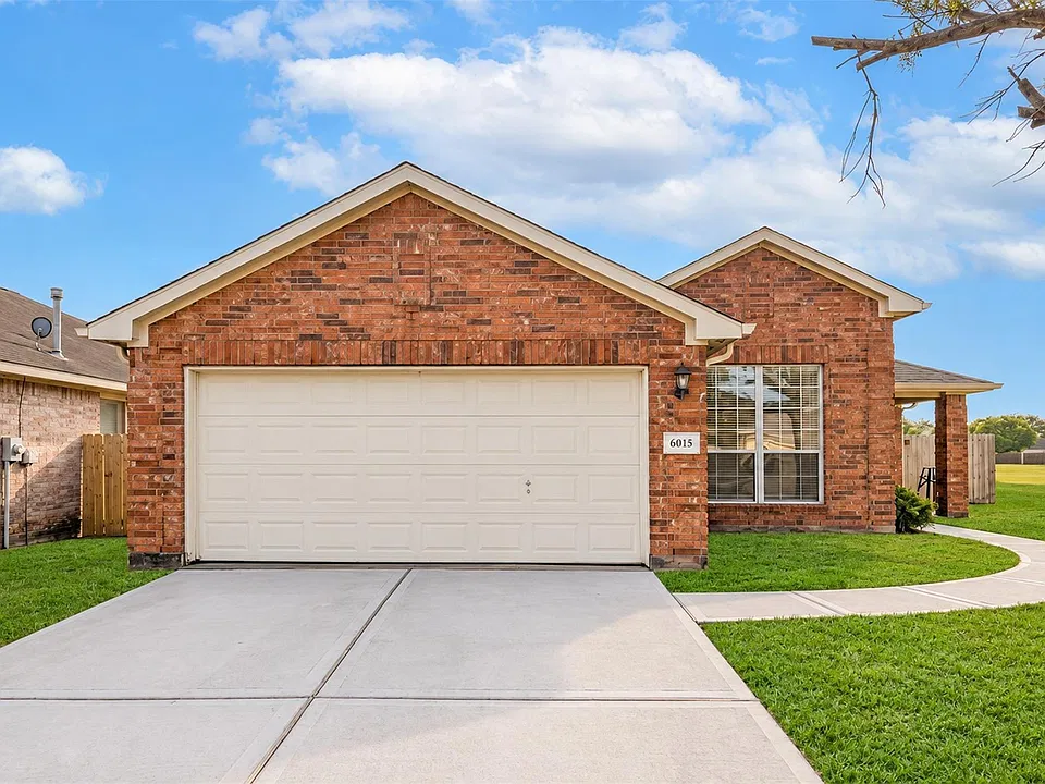 6015 Ida Rose Ct