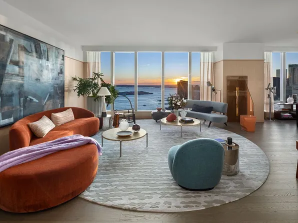 252 South St #64-J, New York, NY 10002