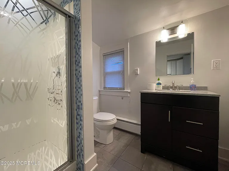 94 Poplar Ave — Photo 6