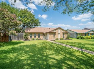 2933 Big Ben Ln, Garland, TX 75044