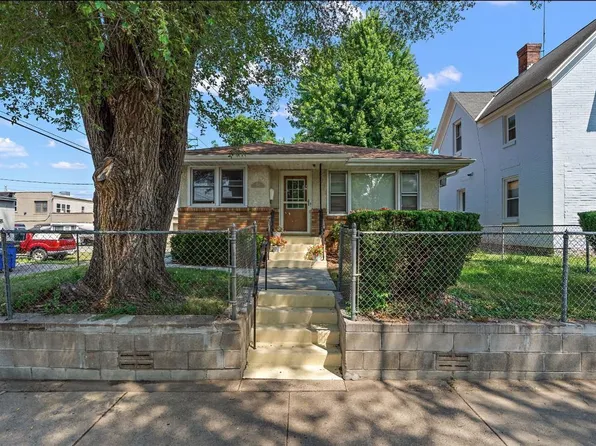 123 Jessamine Ave W, Saint Paul, MN 55117