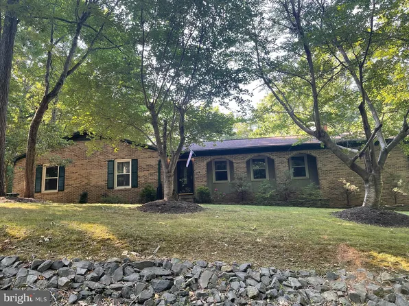 4624 Occoquan Overlook, Woodbridge, VA 22192