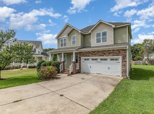 56 Oakton Dr, Clayton, NC 27520