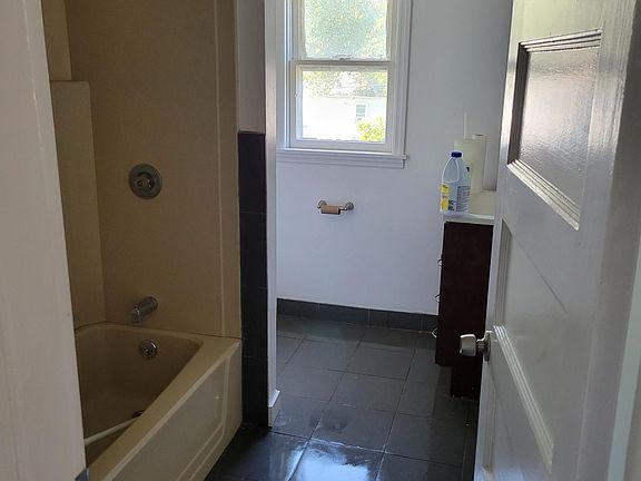 5th image of 13 C St #13