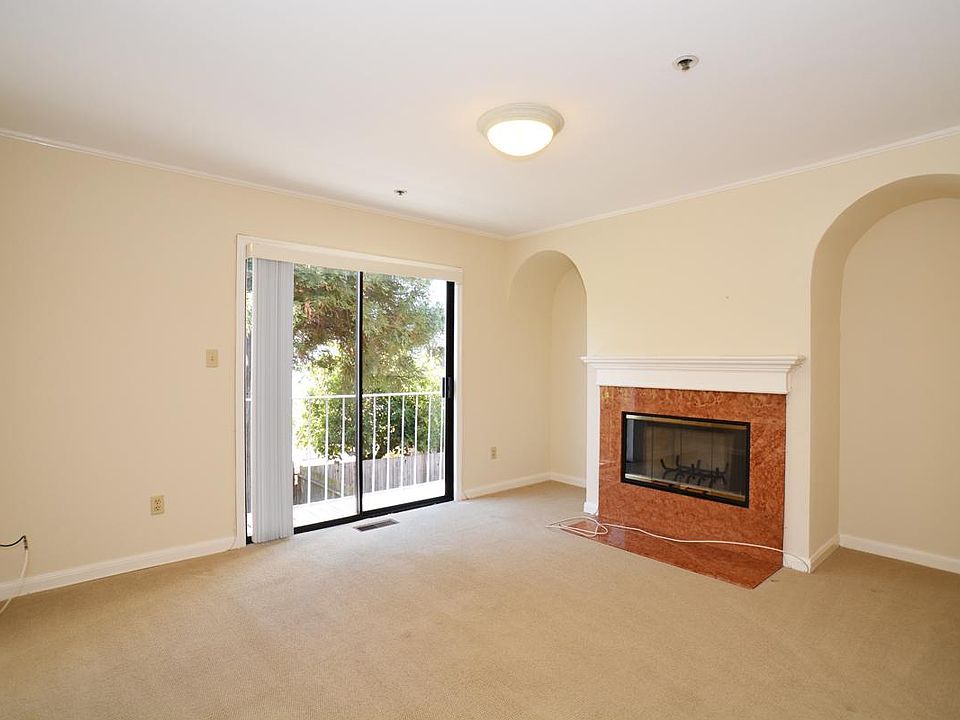 1st image of 447 22nd Ave APT 1