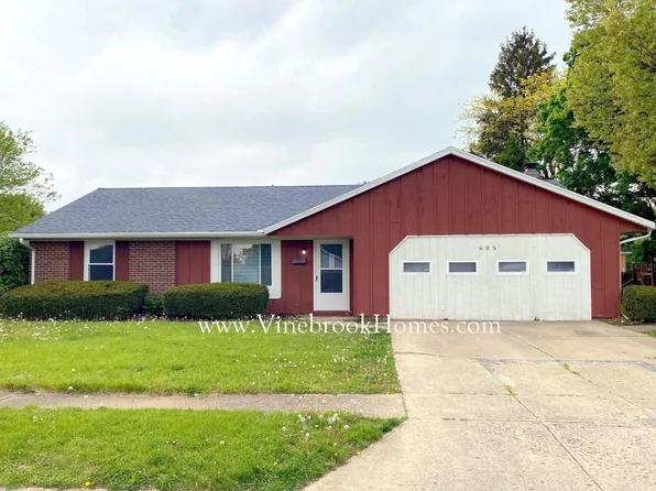 605 Willowick Dr, New Carlisle, OH 45344