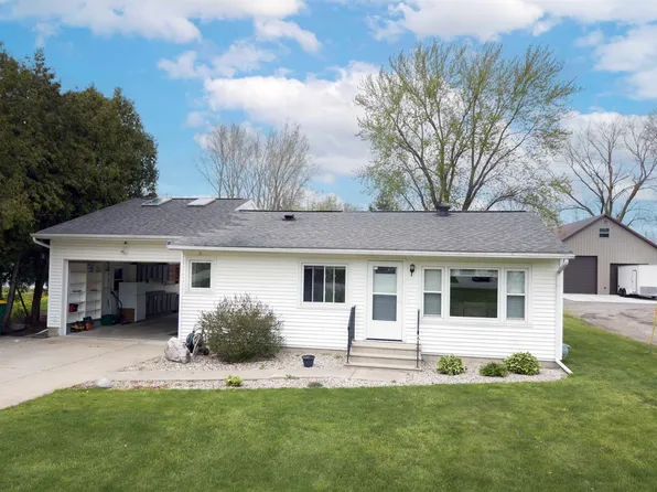 4145 Wheeler Rd, Bay City, MI 48706