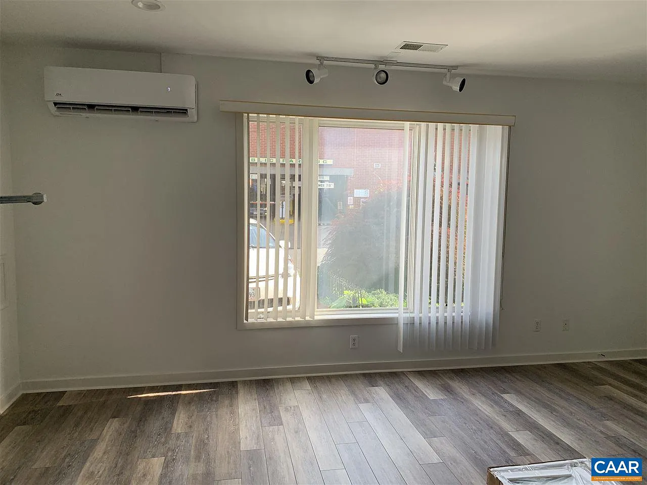1311 Wertland St — Photo 2