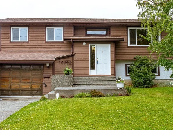 10046 Judson Pl, Sidney, BC V8L 3M3
