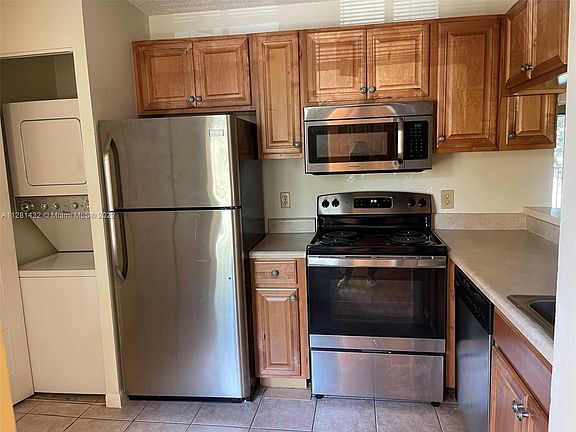 5th image of 1147 Coral Club Dr #1147