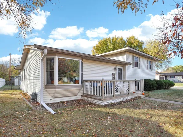 947 14th St W, Hastings, MN 55033