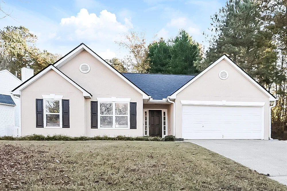 3 bed, 2.0 bath, 1316 sqft, $2,900 — Photo 1