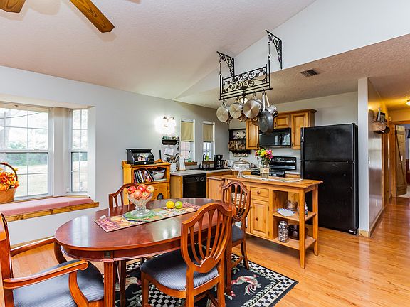 5th image of 6758 180TH Street NW