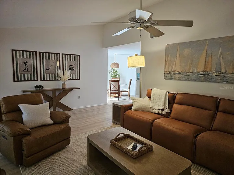 4408 La Jolla Dr #19-A — Photo 16