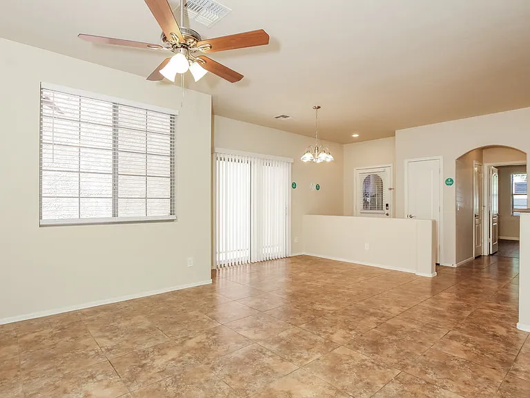 4361 E Selena Dr — Photo 4
